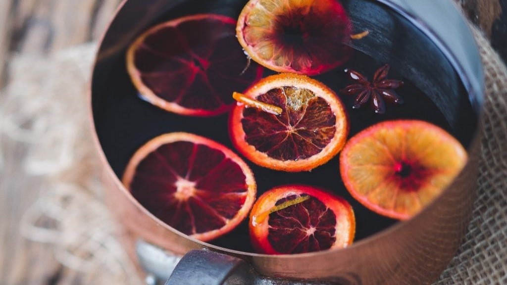 mulled win in a copper pan