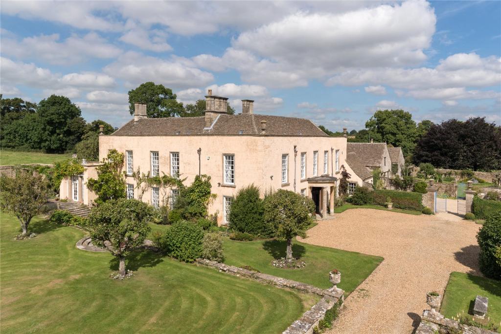 Wide shot showing the house and grounds of Luckington Court from Pride and Prejudice