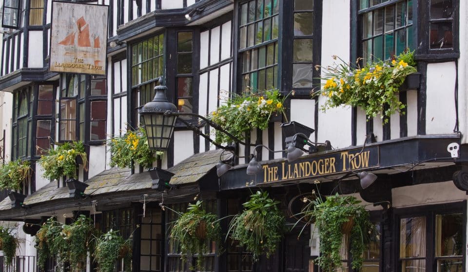 This Haunted Pub Once Poured Pints For Pirates and Inspired Great Novelists • The Llandoger Trow