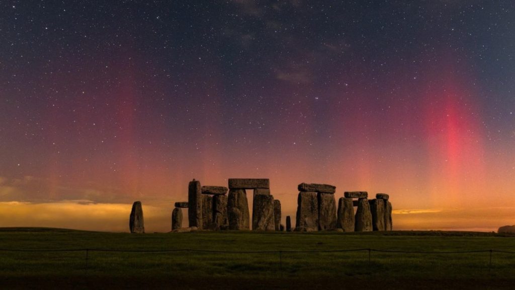 Northern Lights at Stonehenge